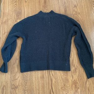 A&F dark gray sweater